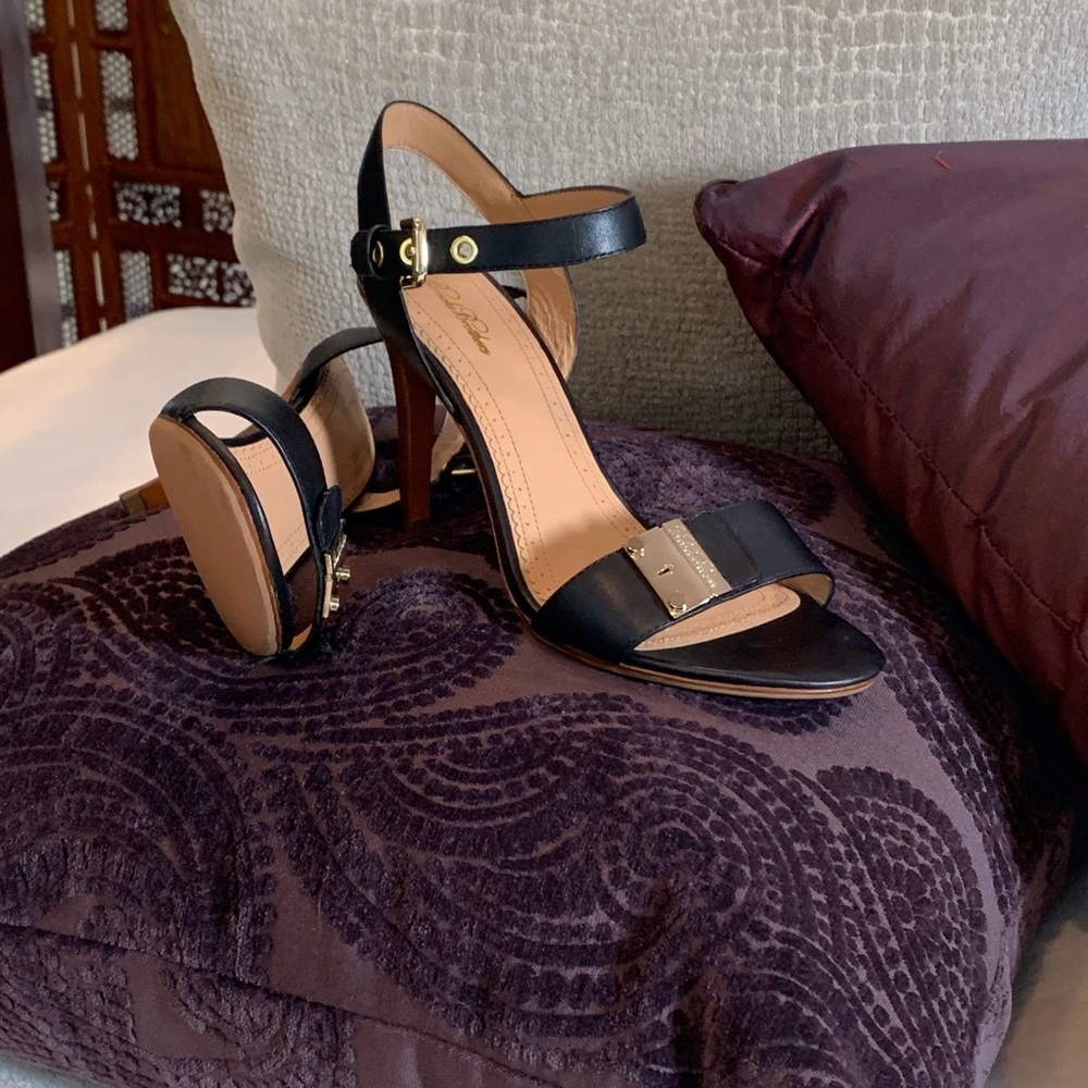 Brooks Brothers Black Leather and Gold High Heel Strappy Shoes, size 8.5, NWOB.